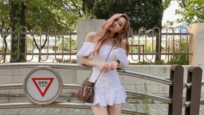 Wajib Punya! Ini Berbagai Jenis Model Dress yang Harus Ada di Lemari Wanita