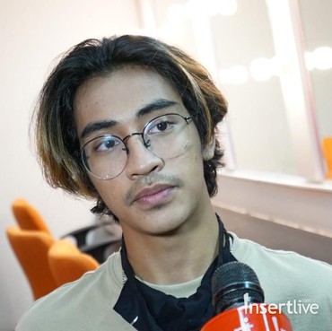 Abidzar Dikritik usai Foto depan Pura, Umi Pipik Buka Suara