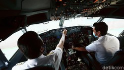 10 Gaji Pilot di Maskapai Indonesia