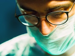Unpad Buka Suara soal Viral Dokter Obgyn Lecehkan Pasien di Garut