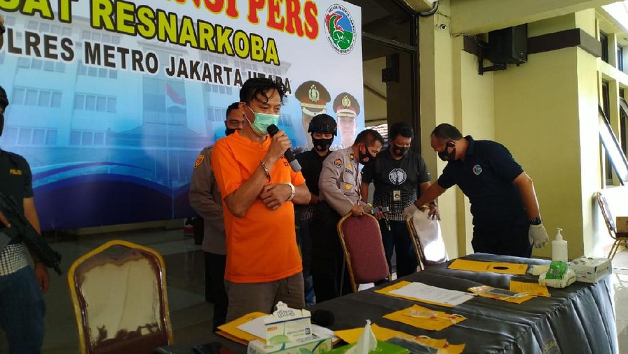 Eks drummer BIP Jaka Hidayat konsumsi sabu sejak 2002 Eks drummer BIP Jaka Hidayat konsumsi sabu sejak 2002