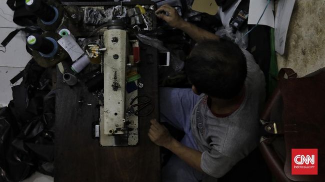 Kontribusi UMKM ke Ekspor Nasional Tinggal Tersisa 14 Persen Kemenkop dan UKM menyatakan porsi produk UMKM ke ekspor nasional menyusut tinggal 14 persen. Hal itu jauh dibandingkan Vietnam dan Malaysia.