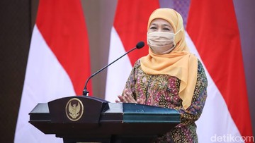 Kronologi Khofifah Indar Parawansa positif COVID-19