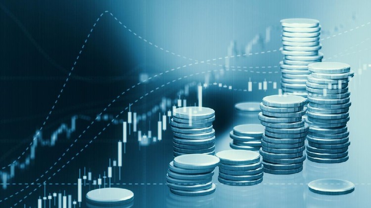 Ilustrasi kaya atau tajir Coin stacks sitting in front of bar graph. Selective focus. Horizontal composition with copy space. Stock market and finance concept.