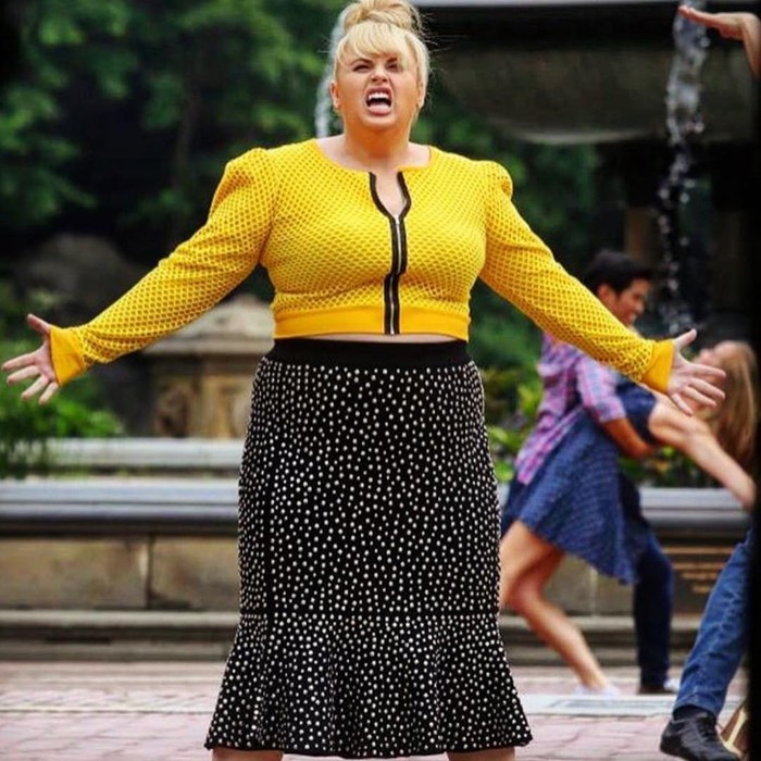 Menyadari bobot tubuhnya yang kian hari semakin bertambah, Rebel pun mulai berpikir untuk menurunkan berat badan. Tubuhnya mulai terlihat sedikit lebih kurus dari biasanya. Memakai pakaian dengan warna lebih terang sudah mulai sering dilakukannya. Bersama dengan itu, ia tetap professional menjalani karirnya. (Foto: instagram.com/rebelwilson)