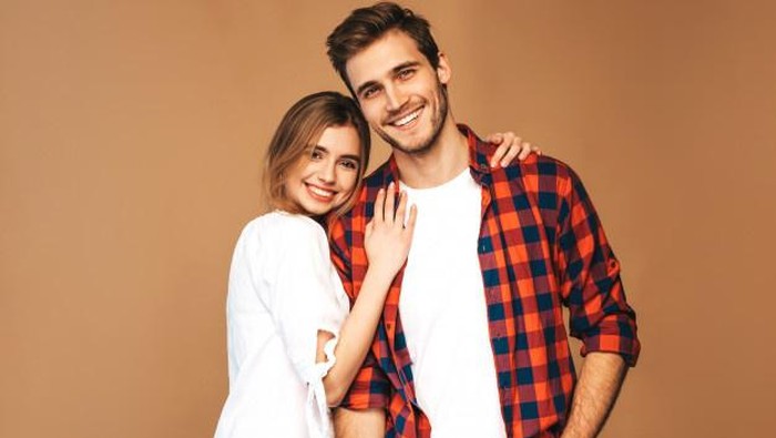 5 Alasan Mengapa Sahabatmu adalah Orang yang Tepat untuk Dinikahi