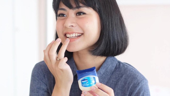 Manfaat dari Vaseline Petroleum Jelly, Bisa Menyamarkan Strech Marks