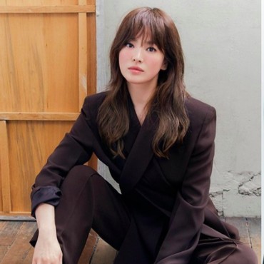 Penampilan Cantik Song Hye Kyo Jelang Usia 40 Tahun