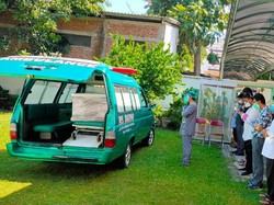 Guru Besar Unair Meninggal Karena COVID-19