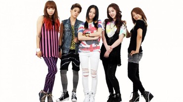 Sambil Mengenang Momen Bersama Sulli, F(x) Rayakan 11 Tahun Debut