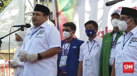 Anak JK Dampingi Pasangan Appi-Rahman Daftar ke KPU Makassar