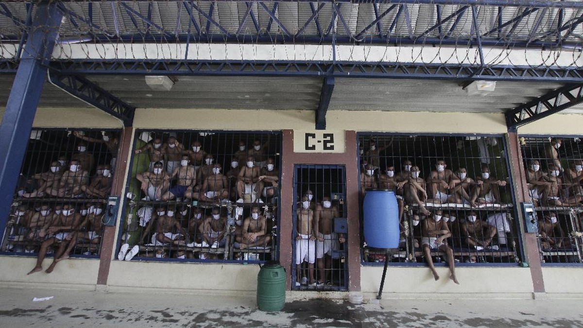 FOTO: Gengster El Salvador di Antara Politik dan Covid-19