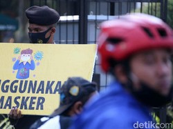 Langgar Protokol Corona di Yogya Dihukum Nyanyi-Push Up