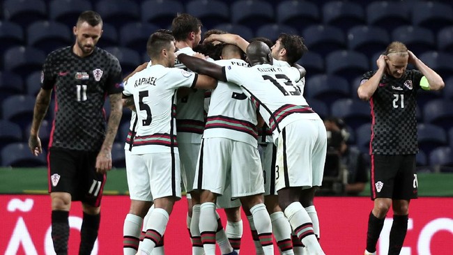Portugal yang tak diperkuat Cristiano Ronaldo berhasil mengalahkan Kroasia 4-1 pada UEFA Nations League di Stadion do Dragao.