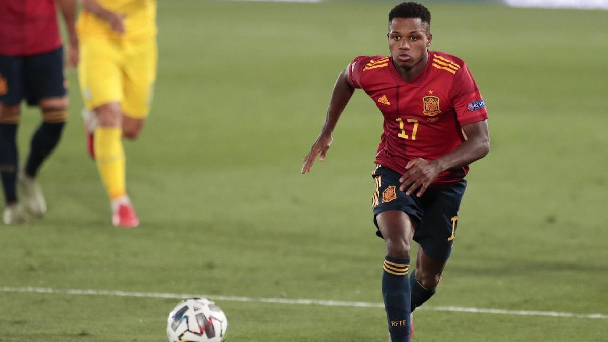 FOTO: Fenomena Ansu Fati, Bintang 17 Tahun Timnas Spanyol