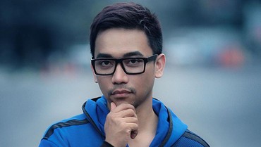img-title Bubah Alfian Bicara soal Tren Make-up 2022