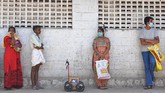 FOTO: Era Robot di Tengah Pandemi Covid-19 Internet dan teknologi robot disebut akan menjadi infrastruktur yang paling dibutuhkan di era normal baru demi memutus pandemi virus corona.