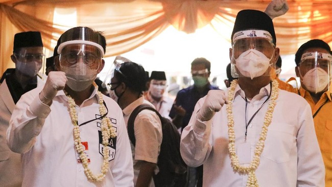 Hasil tes swab pasangan Machfud Arifin - Mujiaman Sukirmo juga masih belum diketahui positif atau negatif virus corona.