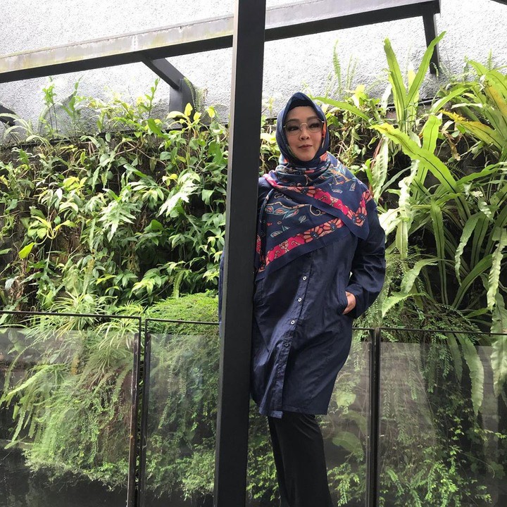 <p>Rina Gunawan juga sering memamerkan bentuk tubuhnya usai berhasil menjalani diet, Bunda. (Foto: Instagram @rinagunawan28)</p>