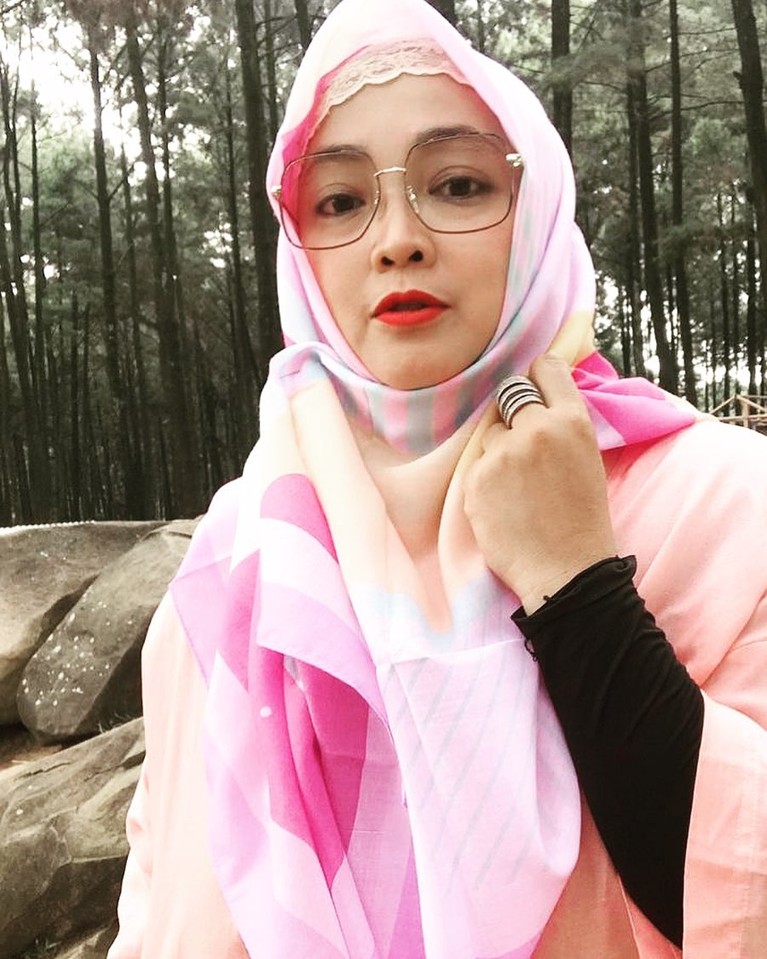 Rina Gunawan Rina Gunawan