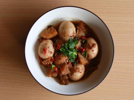 Resep Semur Telur Betawi, Makin Mantap Dicampur Kentang