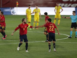 Luis Enrique: Semoga Rekor Sergio Ramos di Timnas Tambah Banyak