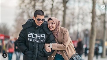 img-title Zaskia Sungkar Positif Hamil, Begini Reaksi Mantan Kekasih Irwansyah