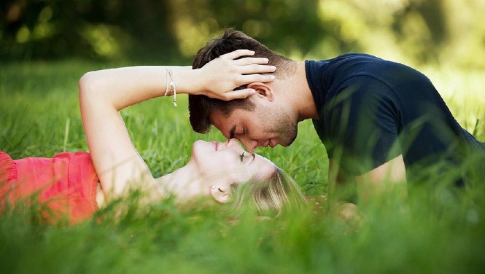 5 Alasan Ini Perkuat Mengapa Kamu Berhak Ungkapkan Perasaan ke Gebetan