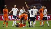 FOTO: Italia Perkasa di Hadapan Belanda Italia berhasil menaklukkan Belanda di UEFA Nations League. Simak foto-foto pilihan laga tersebut.