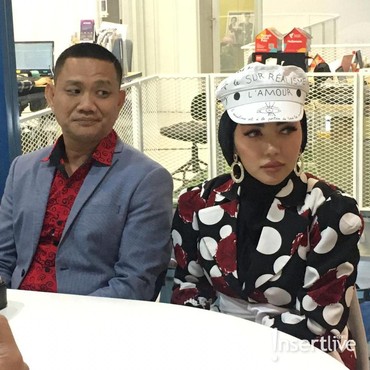 Selain Beras Hotong, Bella Shofie dan Suami Bisnis Minyak Eucalyptus