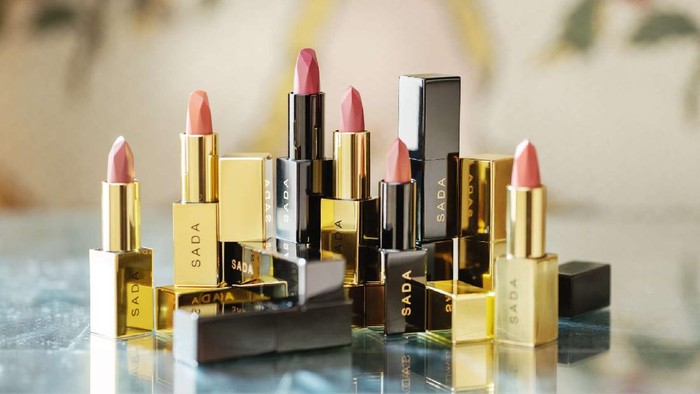 Anniversary Pertama, Sada by Cathy Sharon Rilis Classic Lipstick