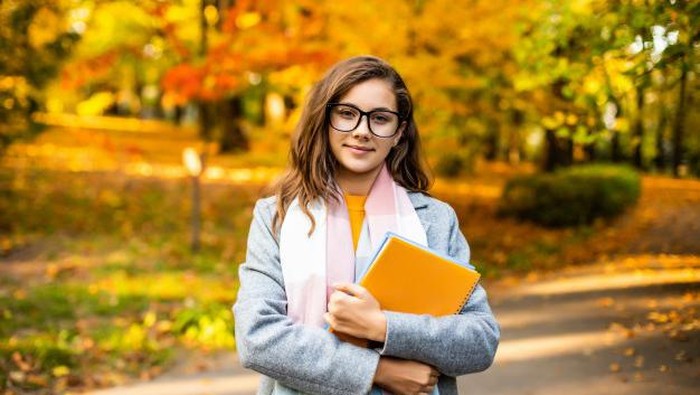 Tips Hemat Mengatur Keuangan untuk Anak Rantau