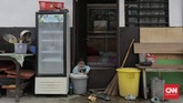 FOTO: Pindahan Sementara Warga Kampung Akuarium Warga di kampung akuarium melakukan pindahan sementara untuk menunggu rampungnya proyek pembangunan kampung susun akuarium oleh Pemprov DKI.