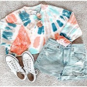 Asah Kreativitas Diri! Ini Cara Mudah Membuat Outfit Tie Dye di Rumah