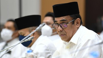 Menteri Agama Fachrul Razi terkonfirmasi positif Covid-19. Meski demikian, saat ini kondisi fisiknya dalam keadaan baik.