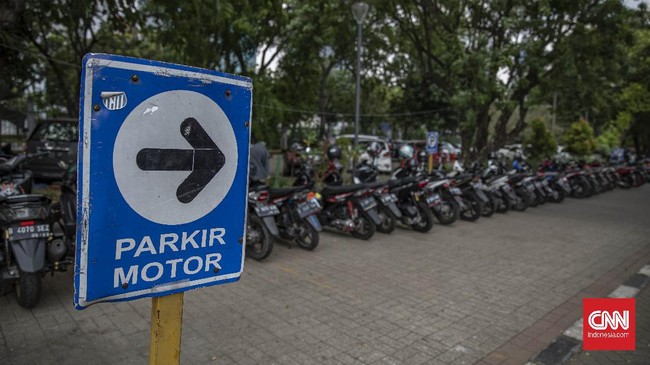 Sekda Pemkot Yogyakarta Aman Yuriadijaya mengungkapkan penyediaan ruang parkir menjadi pendukung pengembangan pariwisata di Kota Pelajar.
