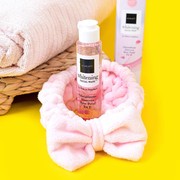 Cerahkan dan Lembapkan Kulit dengan Scarlett Facial Wash