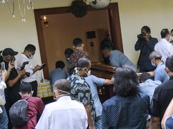 Video Momen Kedatangan Jenazah Jakob Oetama di Rumah Duka