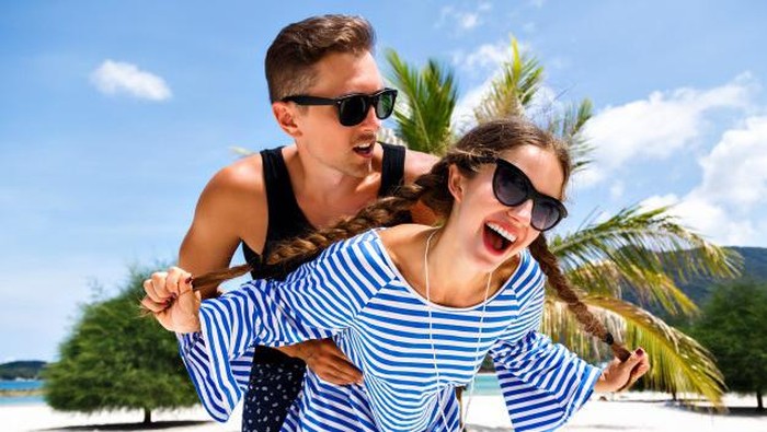 Punya Pacar yang childish? Coba Hadapi dengan Cara Elegan Ini