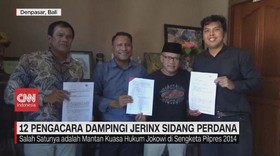 VIDEO: 12 Pengacara Dampingi Jerinx Sidang Perdana