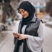 Bahan Hijab yang Gampang Kusut, Perlu Trik Buat Memakainya