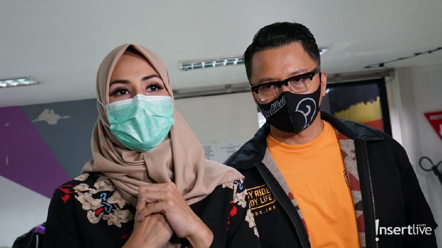 Ferry Maryadi dan Deswita