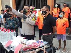 Home Industry Miras di Bojonegoro Digerebek, 9 Ribu Liter Arak Diamankan