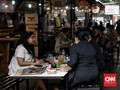 Studi: Banyak Pasien Covid-19 Makan di Restoran Sebelum Sakit