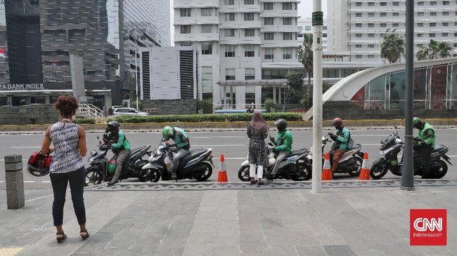 Gabungan Aksi Roda Dua (Garda) Indonesia mengatakan driver-driver ojol mayoritas memilih bersama keluarga saat Idulfitri karena tak ada bonus.