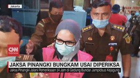 VIDEO: Jaksa Pinangki Bungkam Usai Diperiksa