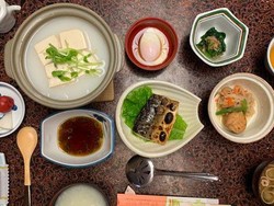 Kisah Desa di Jepang Memasak di Pemandian Air Panas Selama Berabad-abad