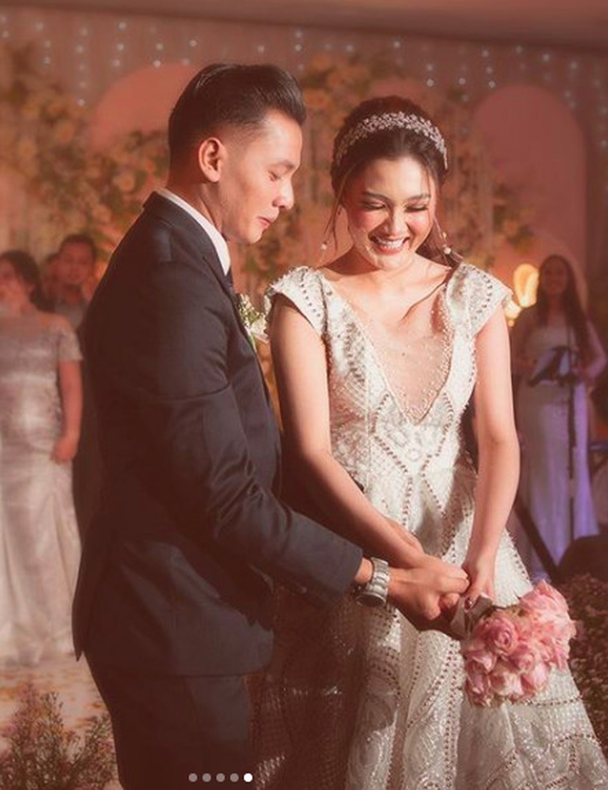 Nella Kharisma dan Dory Harsa sudah menikah