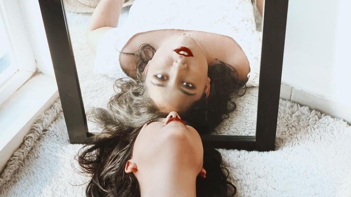 5 Channel Youtube Mistis yang Bisa Temani Kamu Saat PSBB #Dirumahaja