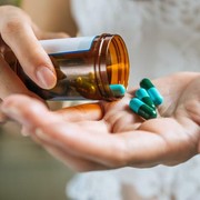 Obat Serba Guna, Benarkah Aspirin Bisa Menghilangkan Jerawat?